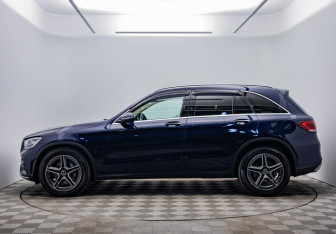Подержанный автомобиль Mercedes-Benz GLC Coupe 2021 года (2 фото)