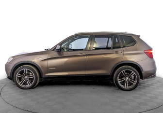 Подержанный автомобиль BMW X3 2013 года (8 фото)