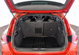 Подержанный автомобиль DS 4 2016 года (10 фото)