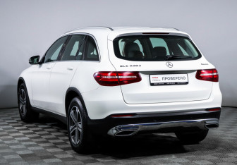 Подержанный автомобиль Mercedes-Benz GLC Coupe 2017 года (7 фото)