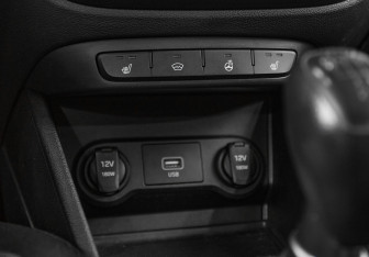 Подержанный автомобиль Hyundai Solaris Sedan 2019 года (20 фото)