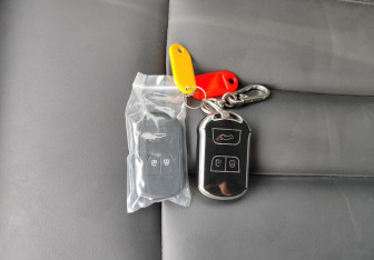 Подержанный автомобиль Omoda S5 2024 года (17 фото)