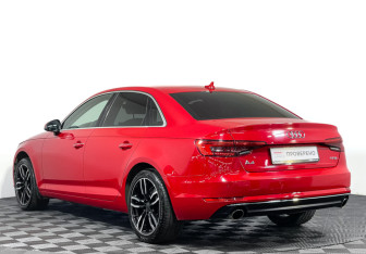Подержанный автомобиль Audi A4 Sedan 2015 года (7 фото)