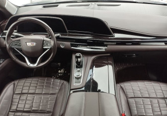 Подержанный автомобиль Cadillac Escalade Suv 2022 года (9 фото)