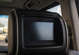 Подержанный автомобиль Land Rover Range Rover 2009 года (22 фото)