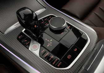 Подержанный автомобиль BMW X5 2019 года (16 фото)