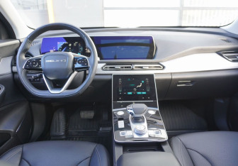 Подержанный автомобиль BAIC X7 2024 года (15 фото)