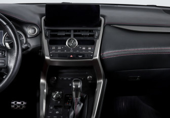 Подержанный автомобиль Lexus NX 2019 года (13 фото)