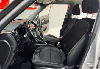 Подержанный автомобиль Kia Soul 2014 года (10 фото)