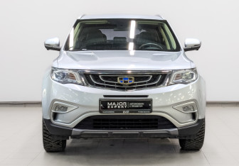 Подержанный автомобиль Geely Atlas 2021 года (2 фото)