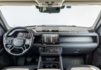 Подержанный автомобиль Land Rover Defender Suv 2024 года (14 фото)