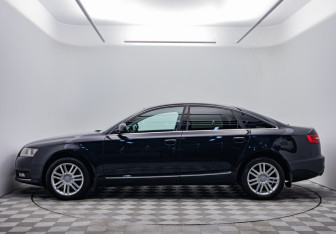 Подержанный автомобиль Audi A6 Sedan 2010 года (8 фото)