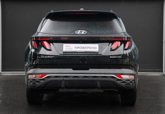 Подержанный автомобиль Hyundai Tucson 2022 года (5 фото)