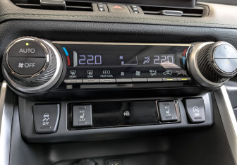 Новый Toyota RAV4 2025 (21 фото)