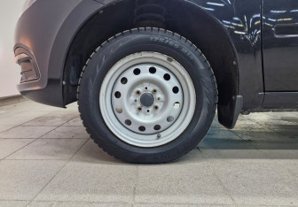Подержанный автомобиль LADA (ВАЗ) Granta Sedan 2019 года (10 фото)