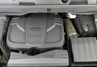 Подержанный автомобиль Geely Coolray 2023 года (9 фото)