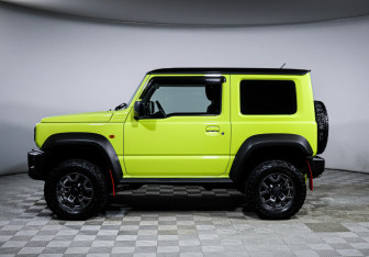 Подержанный автомобиль Suzuki Jimny 2020 года (8 фото)
