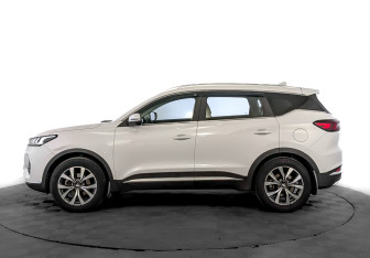 Подержанный автомобиль Chery Tiggo 7 Pro 2021 года (8 фото)