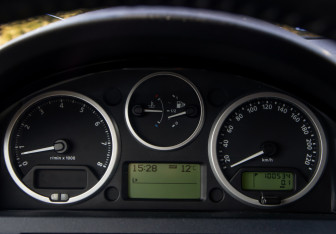 Подержанный автомобиль Land Rover Range Rover Sport 2008 года (9 фото)