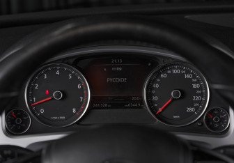 Подержанный автомобиль Volkswagen Touareg 2013 года (10 фото)
