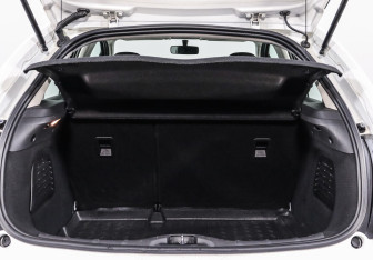 Подержанный автомобиль Citroen C3 Hatchback 2012 года (12 фото)