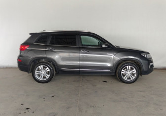 Подержанный автомобиль Changan CS75 2019 года (8 фото)