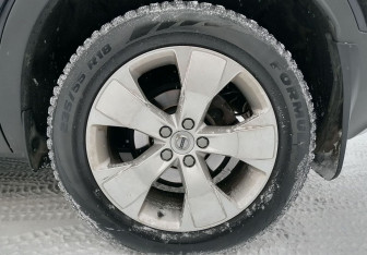 Подержанный автомобиль Volvo XC40 2021 года (23 фото)