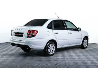 Подержанный автомобиль LADA (ВАЗ) Granta Sedan 2023 года (5 фото)