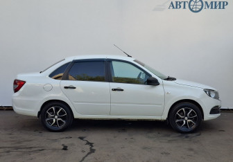Подержанный автомобиль LADA (ВАЗ) Granta Sedan 2019 года (4 фото)