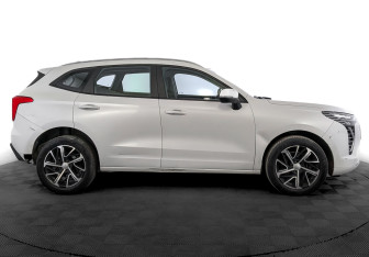 Подержанный автомобиль Haval Jolion 2022 года (4 фото)