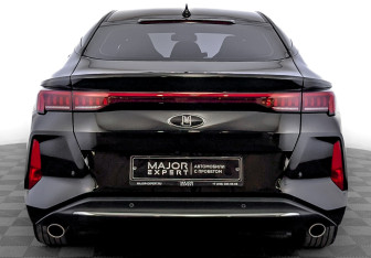 Подержанный автомобиль Москвич 6 2023 года (6 фото)