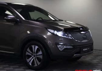 Подержанный автомобиль Kia Sportage 2011 года (23 фото)