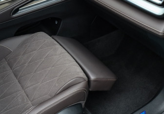 Подержанный автомобиль Geely Monjaro 2025 года (8 фото)