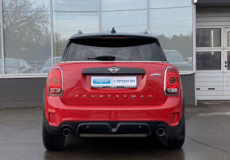 Подержанный автомобиль MINI Countryman 2019 года (6 фото)