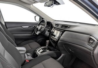 Подержанный автомобиль Nissan X-Trail 2019 года (11 фото)