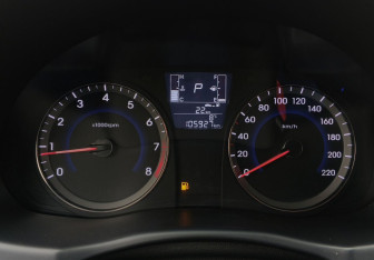 Подержанный автомобиль Hyundai Solaris Sedan 2016 года (20 фото)