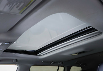 Подержанный автомобиль Toyota Land Cruiser Suv 2016 года (22 фото)