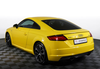 Подержанный автомобиль Audi TT Coupe 2016 года (7 фото)