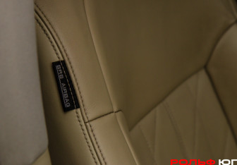 Подержанный автомобиль Infiniti QX70 2016 года (20 фото)