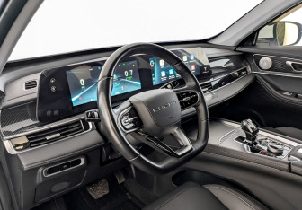 Подержанный автомобиль Chery Tiggo 7 Pro Max 2024 года (16 фото)