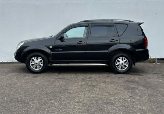 Подержанный автомобиль SsangYong Rexton 2007 года (8 фото)