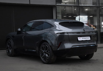 Подержанный автомобиль Avatr 11 2023 года (7 фото)