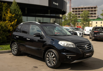 Подержанный автомобиль Renault Koleos 2013 года (2 фото)