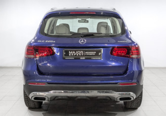 Подержанный автомобиль Mercedes-Benz GLC Coupe 2019 года (6 фото)