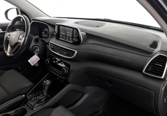 Подержанный автомобиль Hyundai Tucson 2019 года (13 фото)