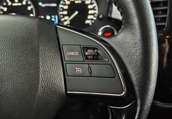 Подержанный автомобиль Mitsubishi Outlander 2019 года (15 фото)