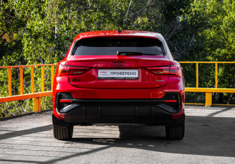Подержанный автомобиль Audi Q3 Sportback 2021 года (5 фото)