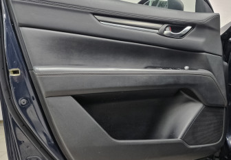 Подержанный автомобиль Mazda CX-5 2021 года (18 фото)