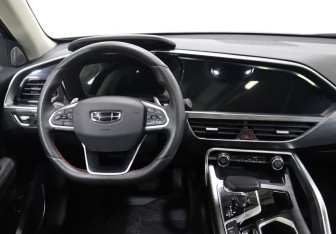 Подержанный автомобиль Geely Tugella 2022 года (13 фото)