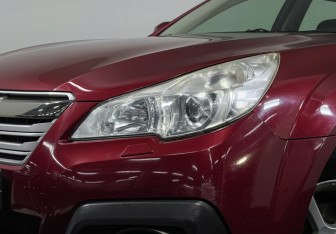 Подержанный автомобиль Subaru Outback Wagon 2012 года (18 фото)
